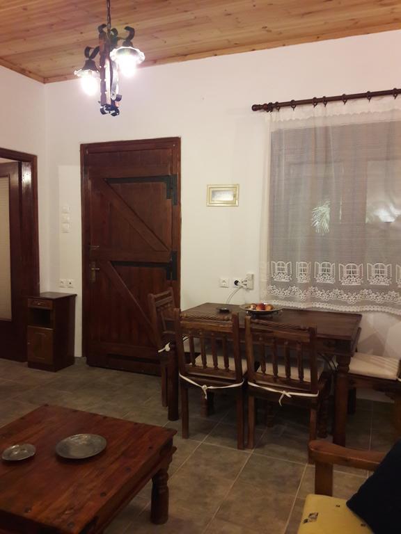 Kesi Holiday Home Potistika Esterno foto