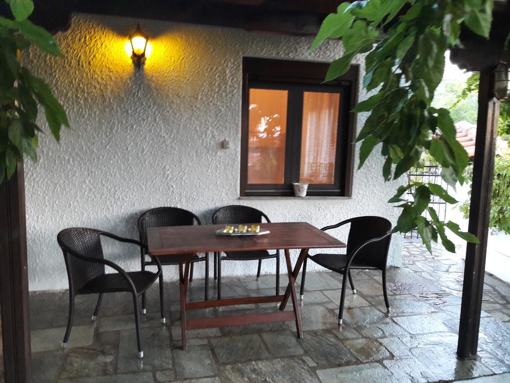 Kesi Holiday Home Potistika Esterno foto
