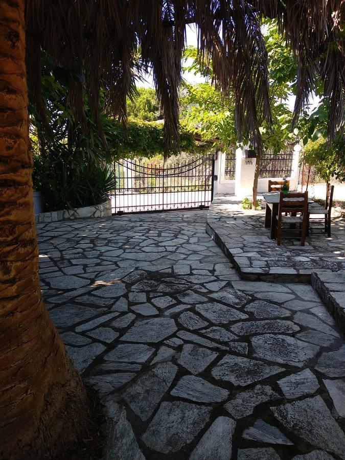Kesi Holiday Home Potistika Esterno foto